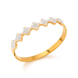 Bracciale in Acciaio Inossidabile con Design Floreale a Quattro Angoli, Tono Dorato, Gioiello alla Moda - Product Image 1