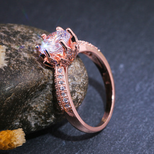 Anello da donna con sei punte in finto diamante, con pietre incastonate, per matrimonio, uso quotidiano, banchetti, gioiello regalo - Product Image 4