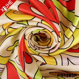 OEM Scarf Luxury Design Shawls Mulyicoloured Square Women Silk Scarves Digital Printed Polyester Custom Scarf