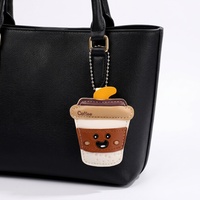 Porte-clés en cuir PU motif tasse de café de dessin animé mignon, accessoires de Noël Père Noël, breloques de sac, cadeau pour femme