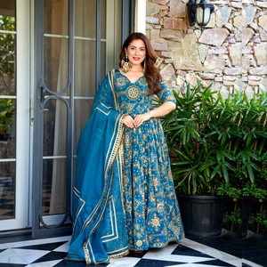 Ensemble Anarkali brodé en Chinon bleu sarcelle de qualité supérieure avec dupatta, robe de mariage traditionnelle indienne et pakistanaise pour femme, séchage rapide - Product Image 1