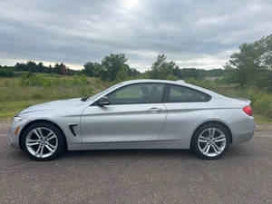BMW Série 4 428i xDrive AWD Coupé 2015, conduite à gauche, sièges en cuir, pneus R16, SULEV, voiture d'occasion, caméra de recul, phares à LED - Product Image 2