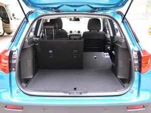 Suzuki <span class=keywords><strong>Vitara</strong></span> 2016 Usada, 1.4T Turbo Automática, SUV, Asientos de Cuero, Portaequipajes Metálico, Llantas R17, Techo Panorámico, Luces LED, 6390USD - Product Image 6