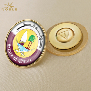 Badge en métal de fabricant Noble, cadeau au <span class=keywords><strong>Qatar</strong></span> et tasse <span class=keywords><strong>2022</strong></span>, épingle de drapeau artisanal - Product Image 2