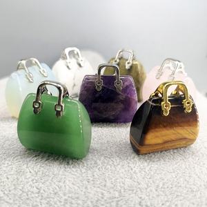 Instagram Vente à Chaud Cristal Naturel Quartz Rose <span class=keywords><strong>Améthyste</strong></span> Aventurine Mini Sac À Main Charme Pendentif Collier Bijoux - Product Image 3