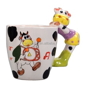 Tazas Creativas Novedosas de Cerámica Sostenible con Asa Moderna en Forma de Pistola, Tamaño y Forma Personalizables, Tazas para Leche para Fiestas - Product Image 6