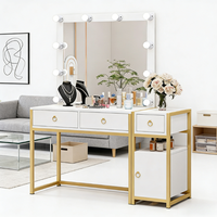 Meja Rias Aluminium Modern dengan Permukaan Kaca, Penyimpanan, & Desain Panel Meja Rias yang Tahan Lama untuk Penggunaan di Kamar Tidur, Mal, Apartemen & Hotel