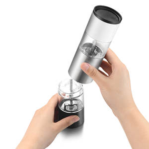 Moulin à poivre manuel créatif en forme de cylindre avec couvercle en plastique transparent pour une utilisation en cuisine - Product Image 5