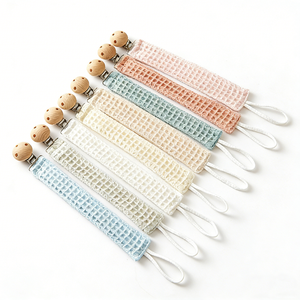 Attache-tétine en coton pour nouveau-né, tressée à la main, avec anneau <span class=keywords><strong>de</strong></span> dentition en bois <span class=keywords><strong>de</strong></span> hêtre, support <span class=keywords><strong>de</strong></span> tétine, cadeaux <span class=keywords><strong>de</strong></span> <span class=keywords><strong>naissance</strong></span>, chaîne <span class=keywords><strong>de</strong></span> tétine - Product Image 4