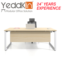 Bureau de direction modulaire moderne avec structure métallique durable et options de rangement