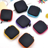 Étui portable pour câble de téléphone et écouteurs, petit format carré, pochette pour écouteurs, boîte de rangement en matériau PP, modèle BA0088