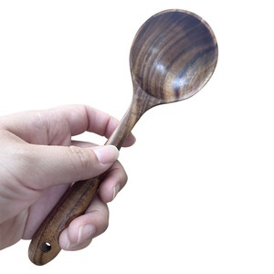 Cuillère à soupe en bois de teck Hemu Sunshine, petite cuillère courbée de style japonais pour la cuisson et le service des aliments, lavage à la main uniquement. - Product Image 5