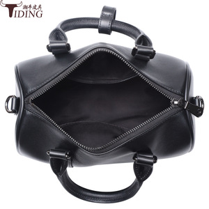 Bolso de Mano de Cuero Genuino Estilo Boston, Color Negro, Cierre de Cremallera Cilíndrico, Bolso Tote para Mujer, para Todas las Temporadas - Product Image 3