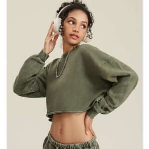 متعددة الألوان عالية الجودة للنساء قمصان نسائية فارغة مخصصة القطن هوديي تنورة سويتشيرت العرق - Product Image 1