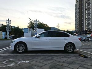 <span class=keywords><strong>BMW</strong></span> Serie 3 Usata del 2015, Berlina con Guida a Sinistra per Esportazione - Product Image 2