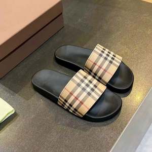 Sandales plates de luxe pour hommes et femmes, avec logo de marque, anti-odeur et amortissantes, toutes saisons - Product Image 1