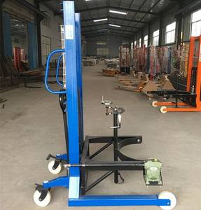 Equipo de Manipulación de Tambores de Acero, Apilador Eléctrico para Montacargas, Ensamblaje de Mandril Desmontable, Volquete Hidráulico con Motor de Corriente Continua - Product Image 3