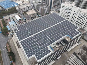 แผงโซลาร์เซลล์แบบยืดหยุ่นรูปทรงตามสั่ง 400w <span class=keywords><strong>430</strong></span> วัตต์ 520w 550w โมโนคริสตัล แผงโซลาร์เซลล์แบบยืดหยุ่นกันน้ำสำหรับหลังคารถ - Product Image 3