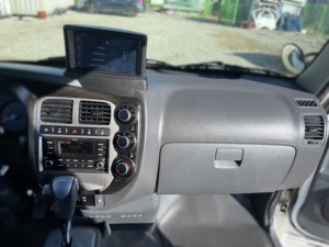 Pick-up diesel Bongo3 2017, conduite à gauche, importé de Corée, transmission manuelle, propulsion arrière, 3 places, charge utile 1 tonne - Product Image 6