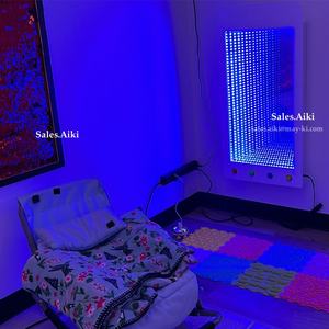 Giocattoli Educativi <span class=keywords><strong>Tunnel</strong></span> Infinito 3D Interattivo con Specchio e Illuminazione LED Cambia Colore Attrezzatura per Divertimento al Coperto - Product Image 6