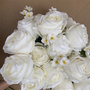 Ramo de <span class=keywords><strong>flores</strong></span> artificiales blancas, 13 cabezas, estilo europeo, rosas de marfil, césped verde, novedad de L-168 - Product Image 6