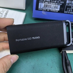 Disco Duro Sólido Portátil T5 2TB/4TB/8TB Externo USB 3.2 Gen 1 Tipo-C para Laptop Nuevo - Product Image 4