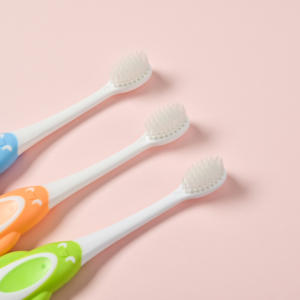 Jadeu 8607 <span class=keywords><strong>Pingüino</strong></span> <span class=keywords><strong>de</strong></span> dibujos animados <span class=keywords><strong>de</strong></span> alta calidad Etiqueta personalizada Logo ODM OEM Plástico Niños Cerdas suaves Cepillo <span class=keywords><strong>de</strong></span> dientes para niños Cepillo <span class=keywords><strong>de</strong></span> dientes - Product Image 6