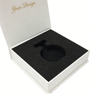 Caja de Embalaje Cosmético de Papel Sostenible con Cierre Magnético, Diseño Plegable de Lujo para Regalo - Product Image 1