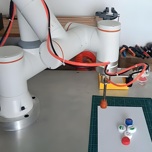 Robot collaboratif FR5 à 6 axes, charge utile 5 kg, rayon d'action 922 mm, pour soudage, manutention de matériaux, qualité industrielle IP54 - Product Image 6