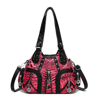 Fournisseur en gros de sacs à main à imprimés animaux variés, sac hobo biker clouté Y2K, sac à bandoulière pour femme en cuir PU tressé, faible MOQ 20