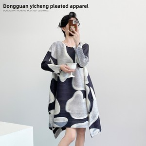 Robe plissée en polyester Miyake Miyake pour adulte, classique, à volants en forme de nuage, à manches longues, grande taille, pour <span class=keywords><strong>femme</strong></span>, coupe ample et élégante - Product Image 2