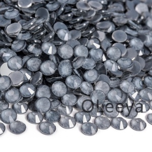 Strass en verre en gros pour l'art des ongles, strass à dos plat non thermocollants pour ongles et gobelets - Product Image 3
