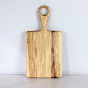 Tabla de servir grande cónica de madera de fresno con asa de lazo, grano natural, HORECA, OEM, grabado personalizado, grado alimenticio, ecológica, Vietnam - Product Image 1