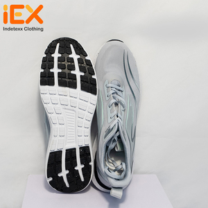 Chaussures de sport en gros, baskets en lot, conteneur de 40 pieds, importateurs Amérique centrale, Amérique du Sud, Asie du Sud-Est - Product Image 1