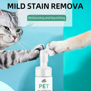 कुत्तों और बिल्लियों के लिए पालतू पाव सफाई फोम का कोई भी मंत्र गंदगी और गंध को दूर करता है - Product Image 4