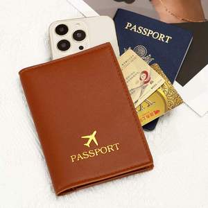 Porte-passeport en cuir lisse noir simple, fait main, avec logo, pas cher, avec porte-cartes - Product Image 1