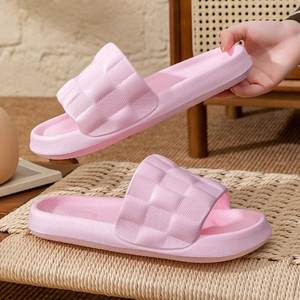 Nouveau design de sandales à carreaux Pantoufles pour femmes Unisexe Home Hotel Salle de bain Coussin de douche Sandales piscine Logo personnalisé - Product Image 4