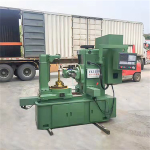 Manual Gear Hobbing Machine with Max Working Module 6 Gear Hobber Processed Worm Gear 2600KG - Product Image 4