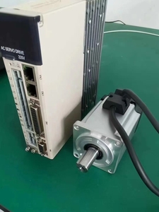 มอเตอร์คุณภาพสูง Sihong 200W CE ปี 2024 ขายดี ผลิตจากโรงงาน ขนาด 60 มม. 220Vac 0.64nm พร้อมไดรเวอร์และเอนโค้ดเดอร์แบบ Absolute 17 บิต - Product Image 3