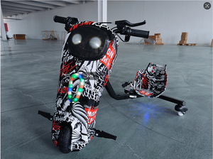 Voiture électrique à <span class=keywords><strong>drift</strong></span> à <span class=keywords><strong>360</strong></span> degrés pour enfants, auto-équilibrée, <span class=keywords><strong>3</strong></span> <span class=keywords><strong>roues</strong></span>, actionnée par manivelle, batterie lithium électronique <span class=keywords><strong>350W</strong></span> - Product Image 5