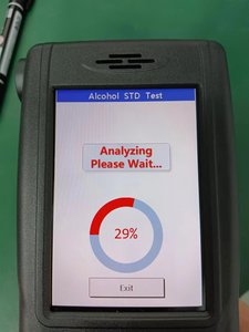 Testador de Álcool Digital Profissional de Alta Qualidade com Sensor de Célula de Combustível Bateria de Lítio Tempo de Resposta Rápido - Alkomat FIT333 - Product Image 4