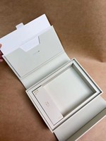 Boîte cadeau en carton rigide pour appareil de beauté, avec logo personnalisé en feuille d'or, pour l'emballage de kits de soins de la peau, vente en gros
