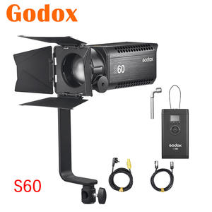 <span class=keywords><strong>Godox</strong></span> S60 S60-D <span class=keywords><strong>60W</strong></span> LED Mise Au Point Continue Photographie réglable Lumière Spotlight Avec Grange Porte pour la Photographie Professionnelle - Product Image 1