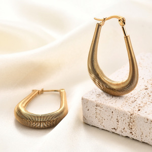 Boucles d'oreilles créoles en acier inoxydable en forme de U, 25 mm, goutte d'eau, bijoux de mode pour soirée, couleur or acier - Product Image 3