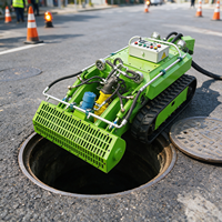 Robot d'aspiration de boue à débit de 100 m³/h avec levage vertical de 30 m pour applications d'égouts et de fosses à haute pression