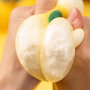 Juguete Antiestrés de Nuez de Óscar Estilo Influencer, Gadget para Aliviar el Estrés, Muñeco Creativo de Fruta, Figura de TPR para Apretar, Descompresión para Oficina - Product Image 4