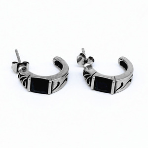 Pendientes tipo huggie de luna creciente de acero y titanio yunnique con engaste de circonita para mujer, joyería de moda - Product Image 2