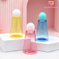 Nouvelle conception de flacon de toner en PET à paroi épaisse avec bouchon à bille pour l'emballage de produits cosmétiques hydratants pour la peau