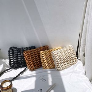 Bolso de Hombro Hueco de Moda para Mujer con Cuentas de Madera, Diseño Versión Coreana Verano 2025, Nuevo Bolso Cruzado - Product Image 1