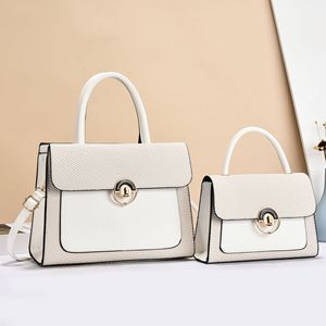 Conjunto de Bolsos para Madre e Hija An Ru Shi, Bolso Bandolera Negro Mediano para Uso Diario, Verano 2025 - Product Image 3